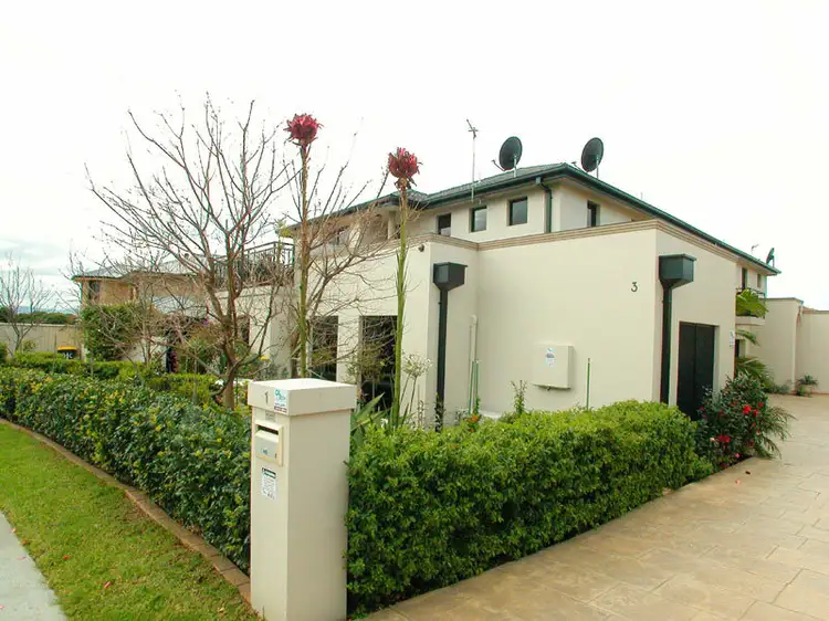 Sixth view of Homely townhouse listing, 1/3 Lorikeet Place, Blackbutt NSW 2529