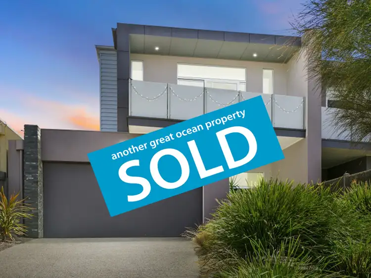 1/21 Pomora Avenue, Torquay VIC 3228