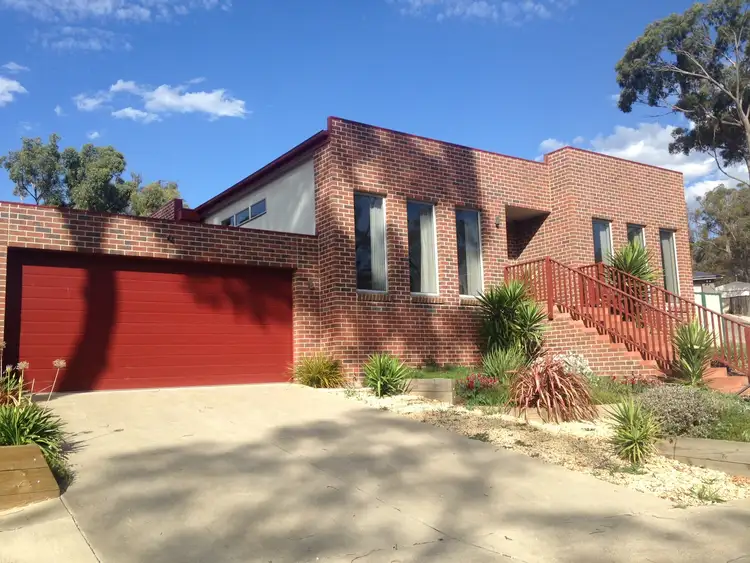 19 Sailors Gully Boulevard, Mount Clear VIC 3350