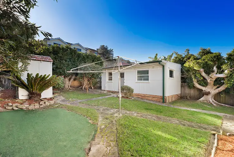 Fourth view of Homely house listing, 18 Ocean View Road, Freshwater NSW 2096
