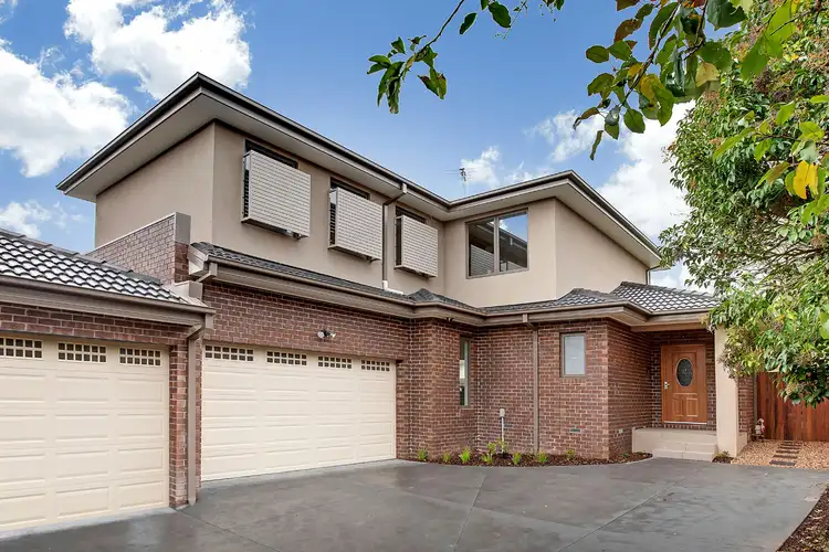 2/128 Station Street, Burwood VIC 3125