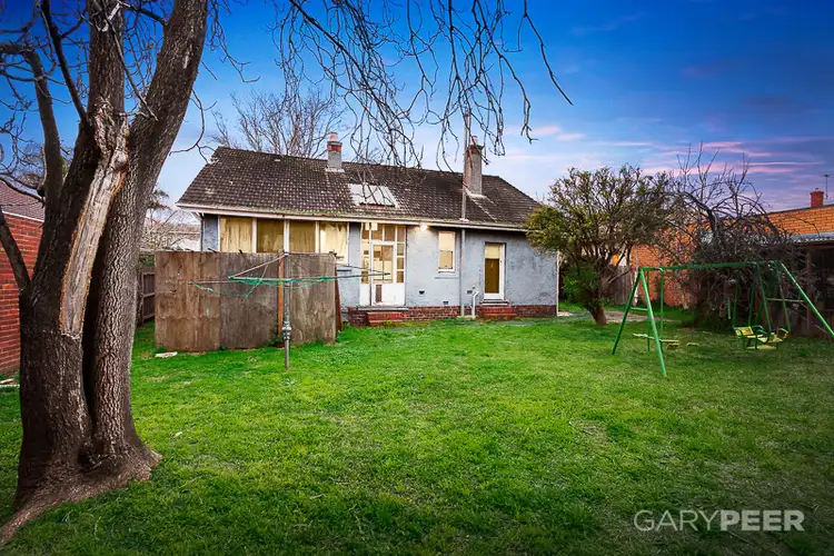Second view of Homely house listing, 3 Wavenhoe Avenue, St Kilda East VIC 3183