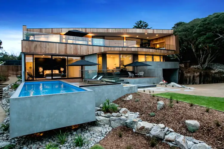 5 Kinneil (Enter Via Holyrood Ave) Street, Sorrento VIC 3943
