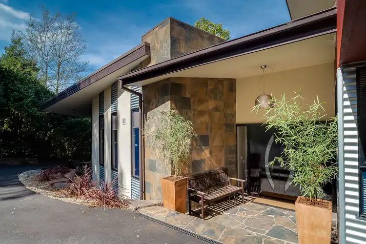 70 Old Coach Road, Mount Dandenong VIC 3767