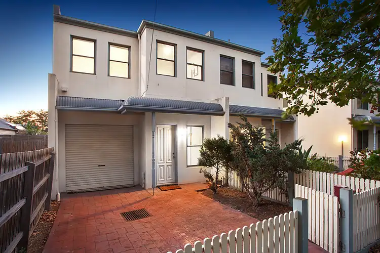 1/56 Bayview Road, Seddon VIC 3011