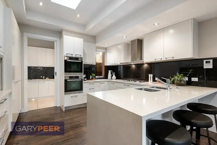 Fifth view of Homely unit listing, 2/320 Bambra Road, Caulfield South VIC 3162