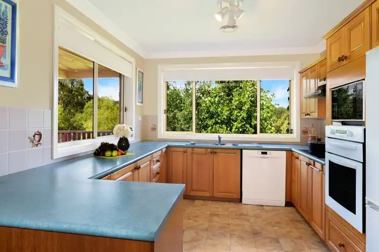 Fifth view of Homely house listing, 8 Lorna Close, Bundanoon NSW 2578