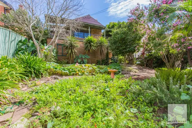 4 Beverley Crescent, New Lambton Heights NSW 2305