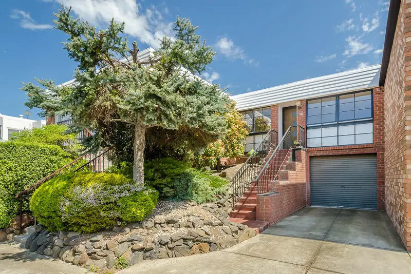 Main view of Homely unit listing, 10/8 The Strand, Williamstown VIC 3016