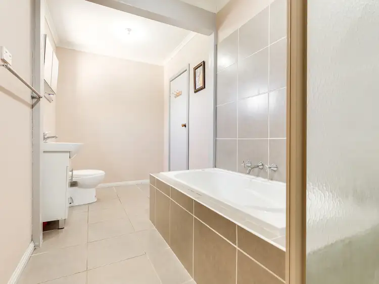 Fifth view of Homely house listing, 1/8 Widnes Court, Deer Park VIC 3023