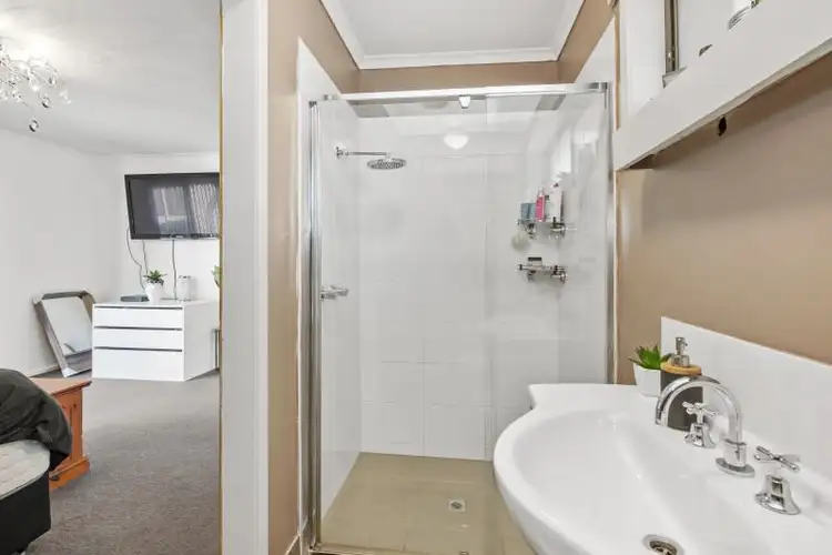 Sixth view of Homely house listing, 7 Yvonne Street, Wendouree VIC 3355