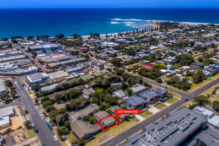 2/37 Bristol Road, Torquay VIC 3228