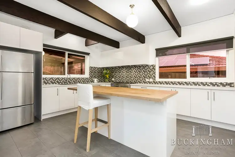 15 Warralong Avenue, Greensborough VIC 3088
