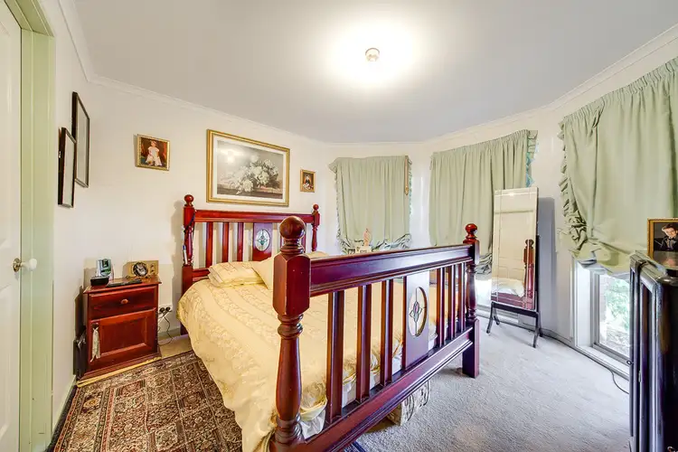 Fifth view of Homely house listing, 33 Jacinta Drive, Cranbourne West VIC 3977