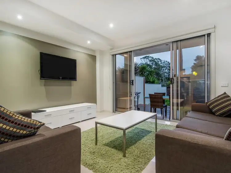 Fifth view of Homely townhouse listing, 4/1543 Pt Nepean Road, Rosebud West VIC 3940