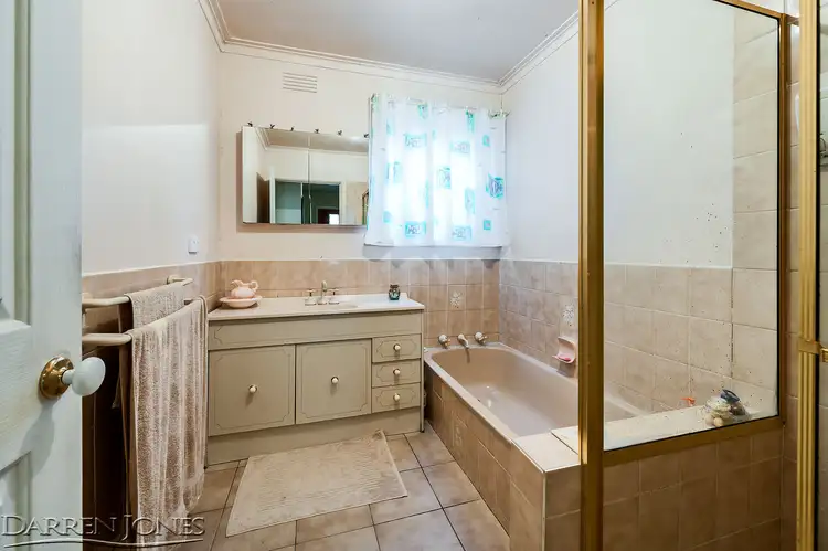 Sixth view of Homely house listing, 9 McKenzie Court, Greensborough VIC 3088