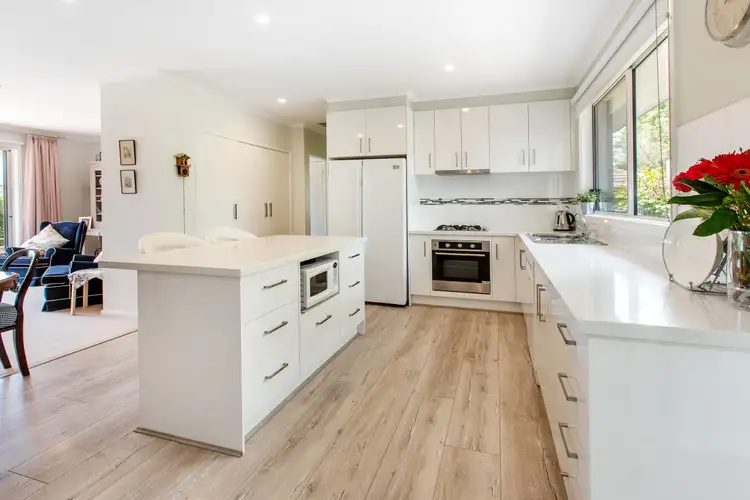 Fifth view of Homely unit listing, 2/34 Clarkestown Avenue, Mount Eliza VIC 3930