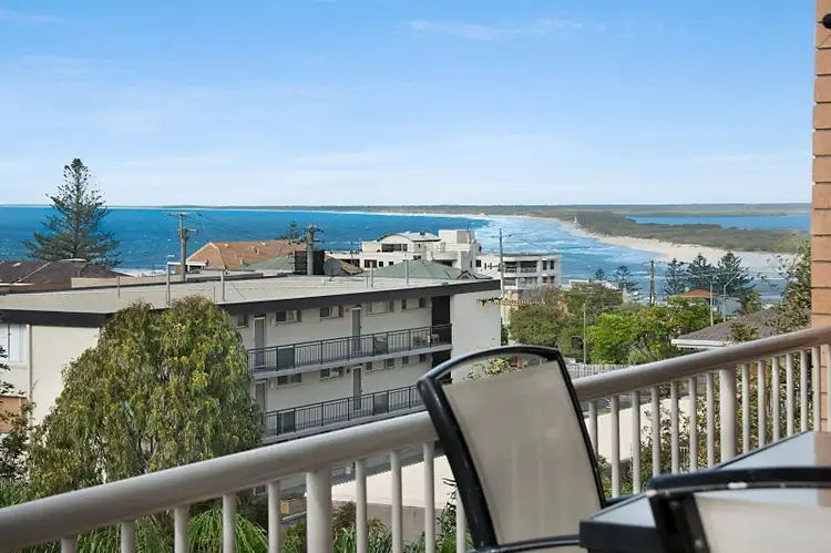 10/35 Canberra Terrace, Kings Beach QLD 4551