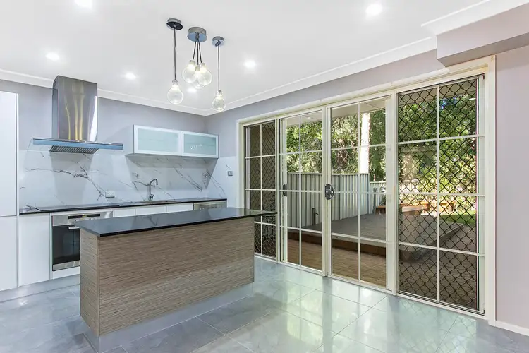 8/11 Berrys Head Road, Narara NSW 2250
