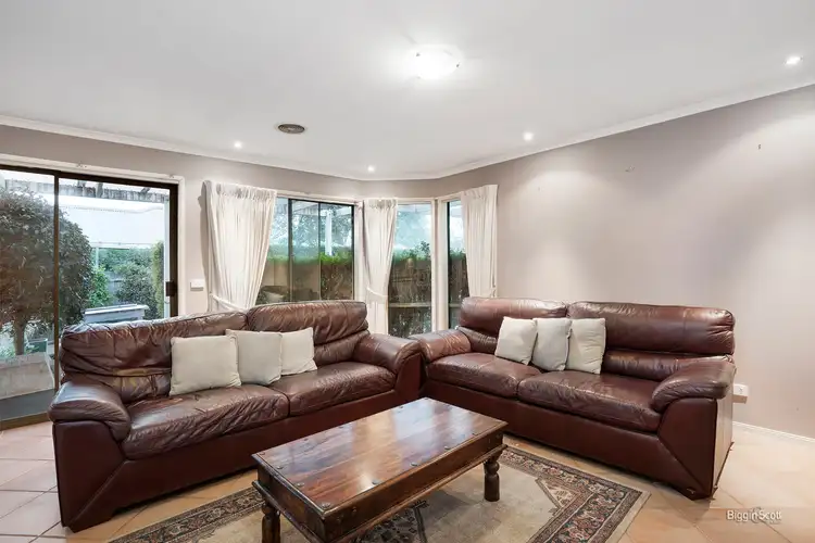 Fifth view of Homely house listing, 2 Glenn Court, Rowville VIC 3178