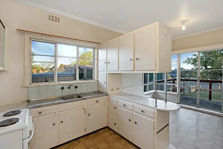 Fifth view of Homely house listing, 585 Whitehorse Road, Mitcham VIC 3132