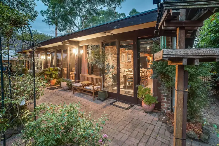 6 Hillview Drive, Kilsyth VIC 3137
