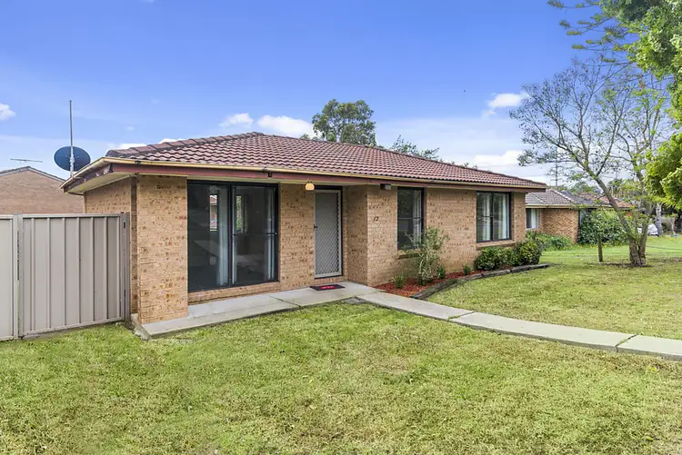 12 Plowman Road, Minto NSW 2566