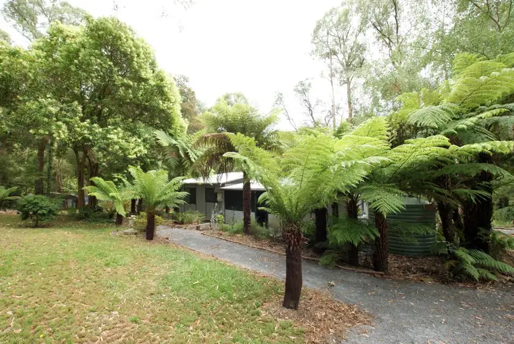 16 Wombat Crescent, East Warburton VIC 3799