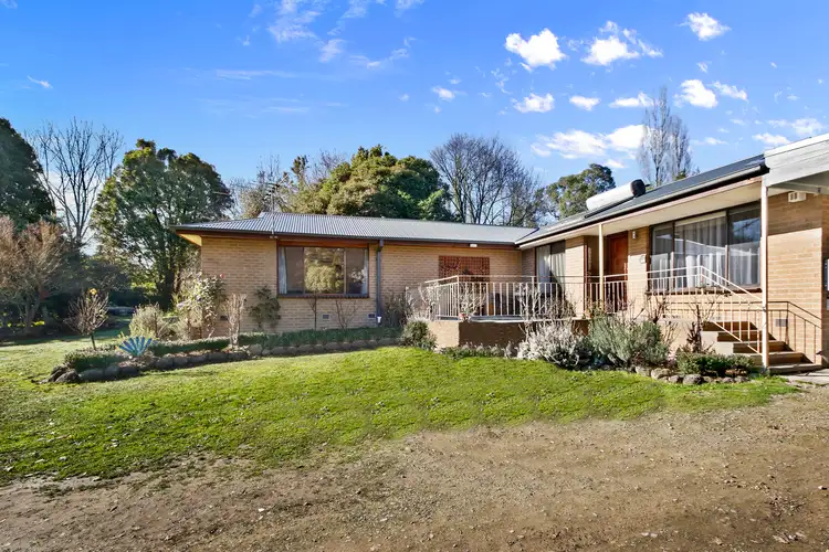 878 Warburton Highway, Seville East VIC 3139