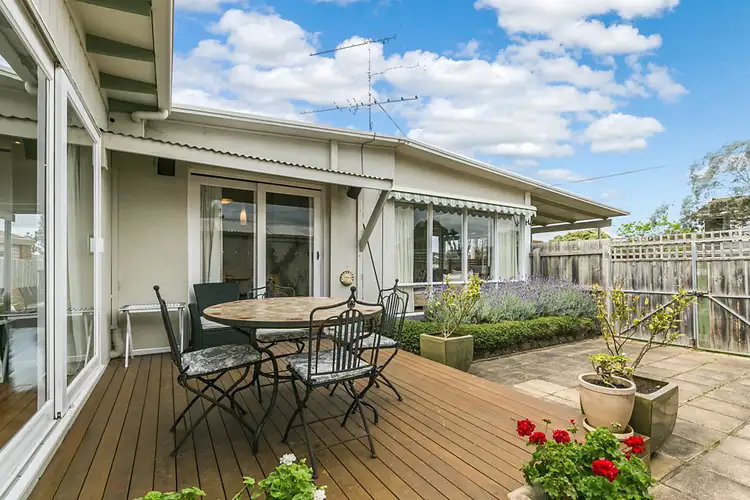 15 Sarabande Crescent, Torquay VIC 3228