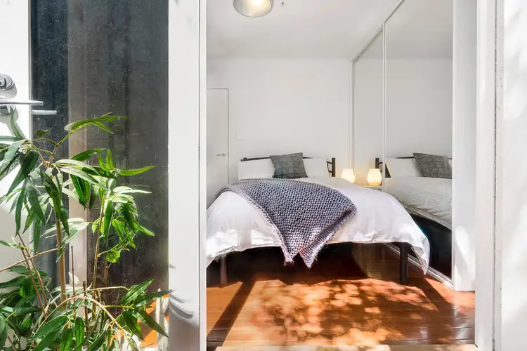 Sixth view of Homely apartment listing, 5/89 Ormond Road, Elwood VIC 3184