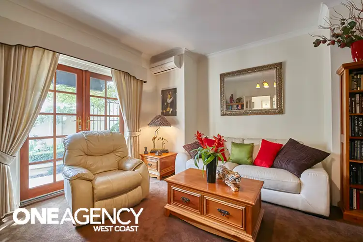 Sixth view of Homely house listing, 8 Grove End Ridge, Mount Claremont WA 6010