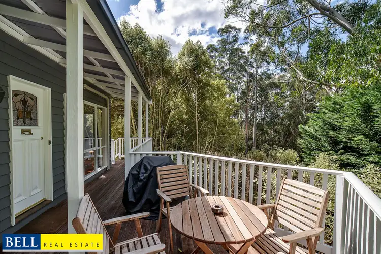 12 Eileen Avenue, Kalorama VIC 3766