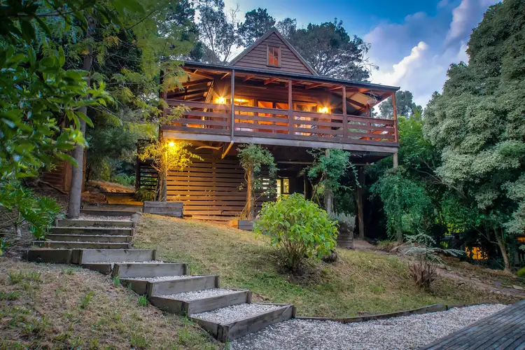 81 Temple Road, Selby VIC 3159