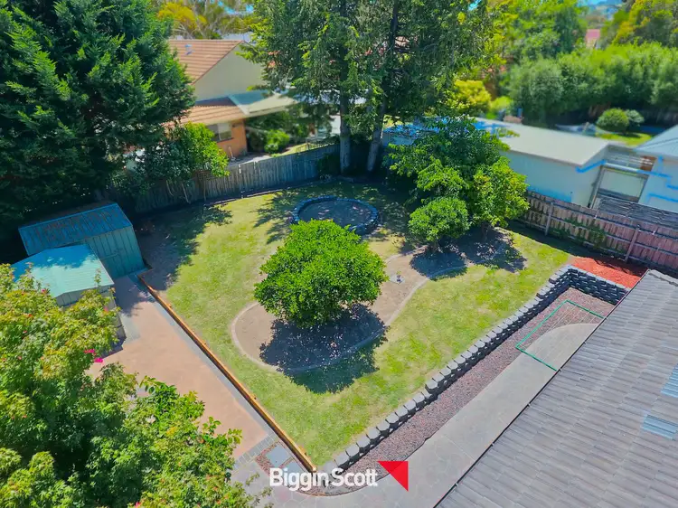 Sixth view of Homely house listing, 2 Glendale Crescent, Berwick VIC 3806
