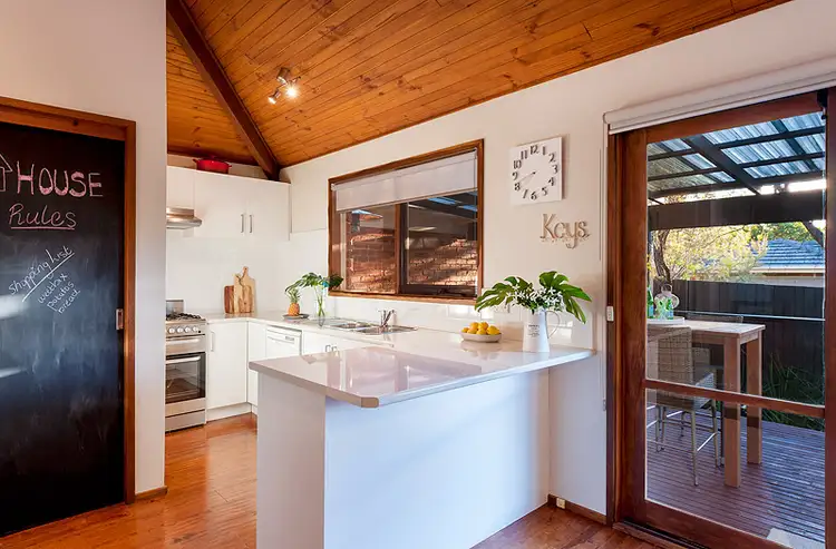 Fourth view of Homely unit listing, 2/1298 Main Road, Eltham VIC 3095