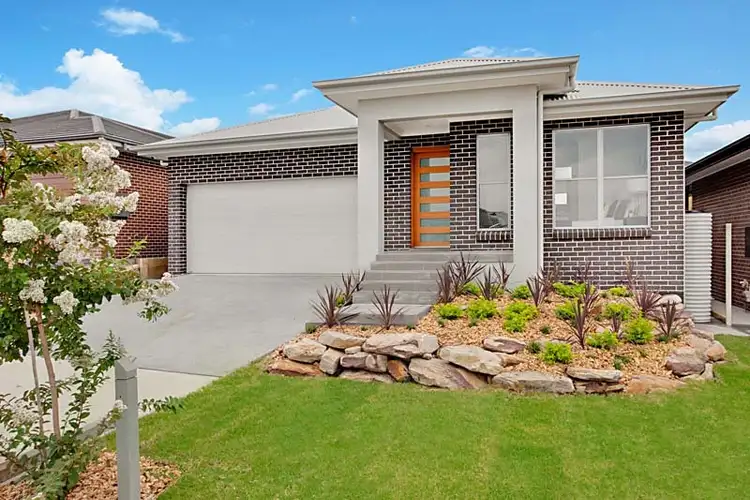 15 Kelly  Street, Oran Park NSW 2570