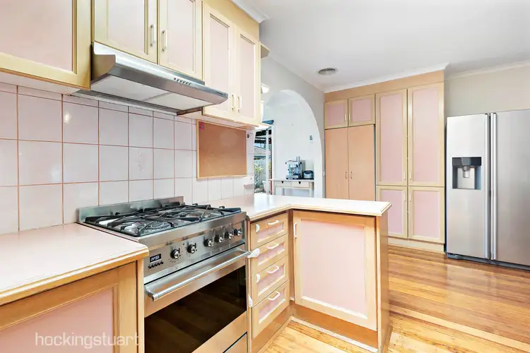 Sixth view of Homely house listing, 8 Cresta Court, Lalor VIC 3075