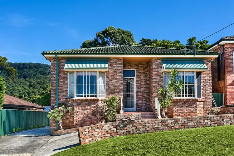 18 Soudan Street, Thirroul NSW 2515