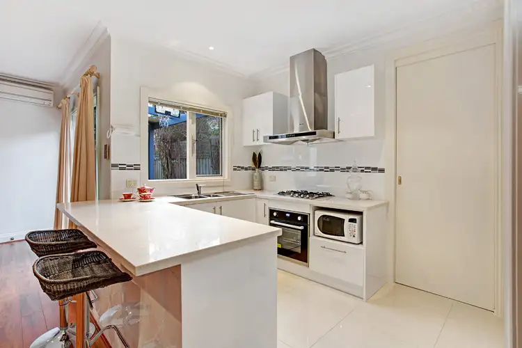 Sixth view of Homely unit listing, 2/74 Balwyn Road, Balwyn VIC 3103