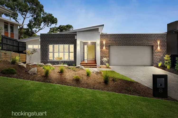 8 Alexander Parade, Mccrae VIC 3938