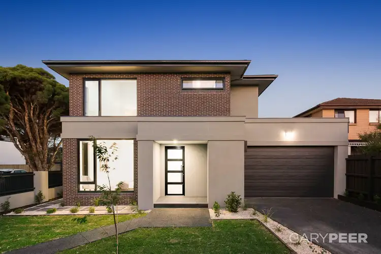 52 Glencairn Avenue, Brighton East VIC 3187