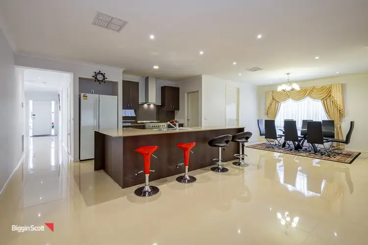 Fifth view of Homely house listing, 1 Aspera Place, Cranbourne North VIC 3977
