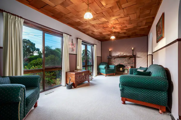 Second view of Homely house listing, 3 Maidstone Place, Ferntree Gully VIC 3156