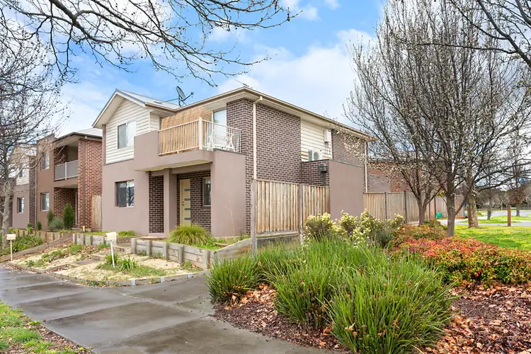 30 Windrock Avenue, Craigieburn VIC 3064