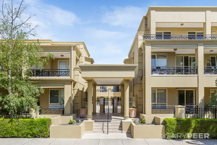 16A/153 Hawthorn Road, Caulfield North VIC 3161