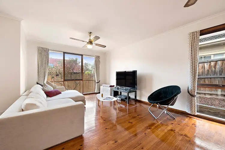 Fifth view of Homely house listing, 39 Elonera Avenue, Greensborough VIC 3088