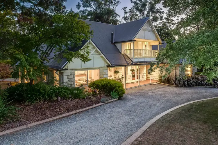 96 Beaconsfield-Emerald Road, Emerald VIC 3782