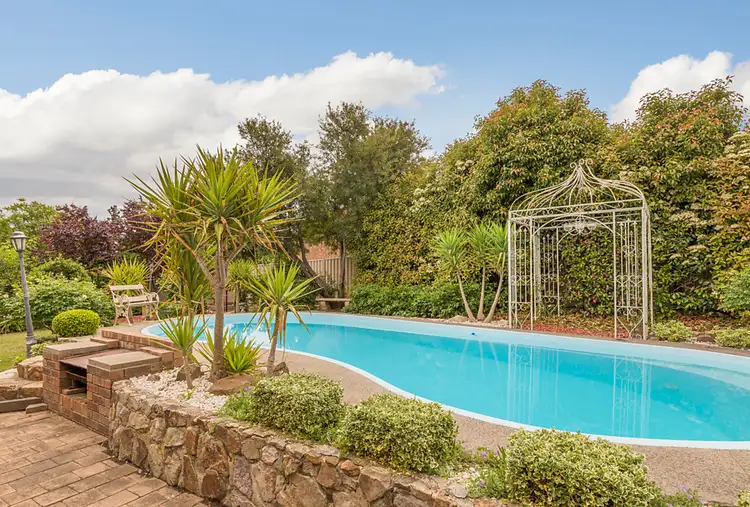 Fifth view of Homely house listing, 27 Connibere Crescent, Oxley ACT 2903