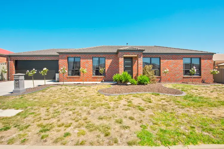 50 Ashwood Gardens, Mitchell Park VIC 3355